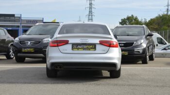 Audi A4 B8 S-Line 2.0 TDI