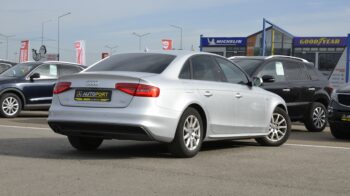 Audi A4 B8 S-Line 2.0 TDI