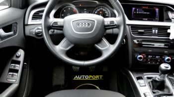 Audi A4 B8 S-Line 2.0 TDI