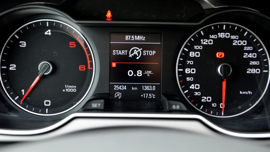 Audi A4 B8 S-Line 2.0 TDI