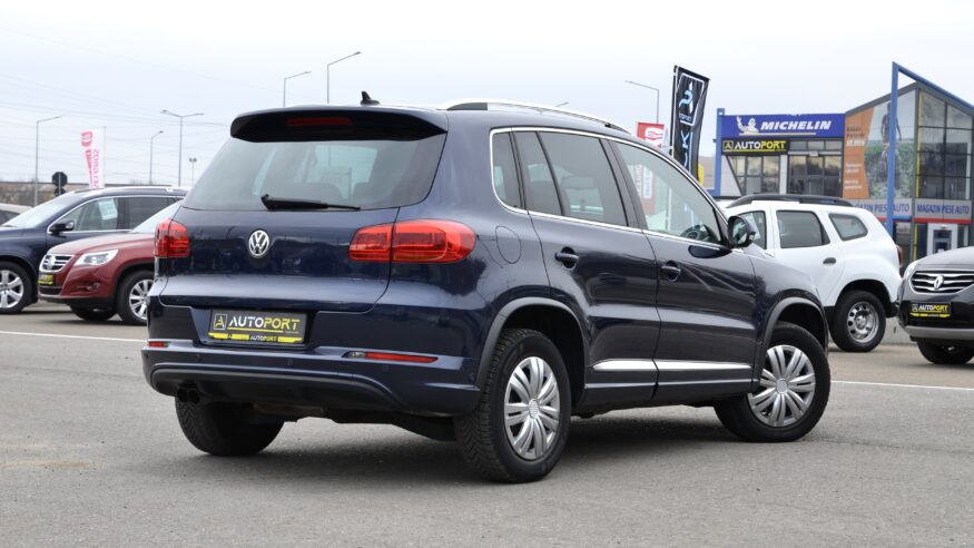 Volkswagen Tiguan 2.0 TDI DPF R-LINE BLUEMOTION TECHNOLOGY