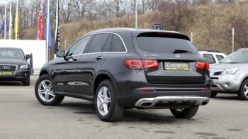 Mercedes-Benz GLC 300E Exclusive 4MATIC 9G-TRONIC