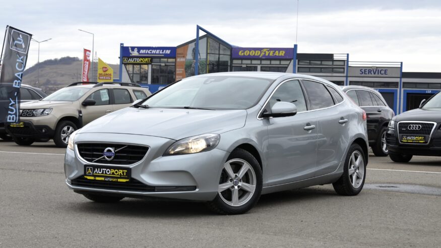 Volvo V40 2.0 D4