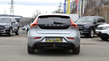 Volvo V40 2.0 D4