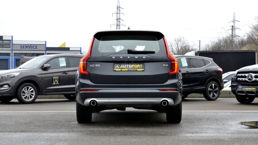 Volvo XC90 Momentum 2.0 D4 GEARTRONIC