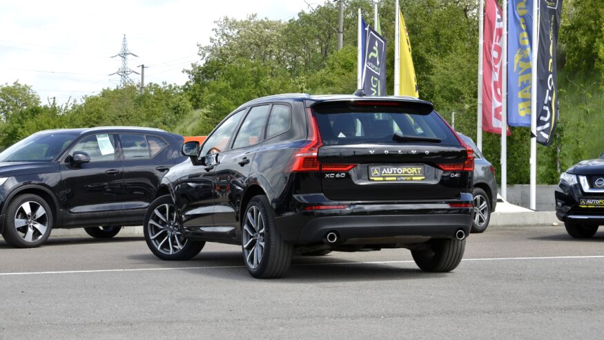 Volvo XC60 D4 AWD Geartronic Momentum