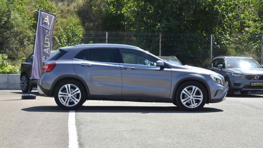 Mercedes-Benz GLA 220d 7G-DCT