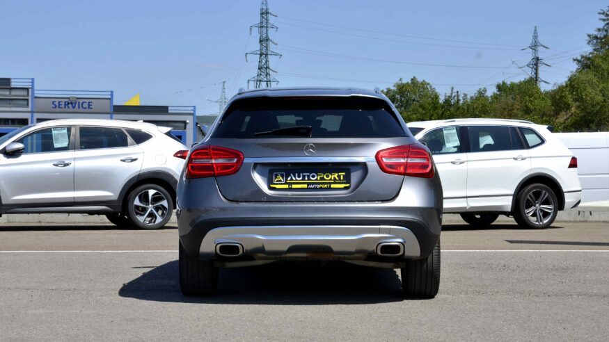 Mercedes-Benz GLA 220d 7G-DCT