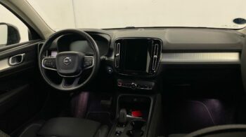 Volvo XC40 2.0 D4 AWD Geartronic Momentum Pro