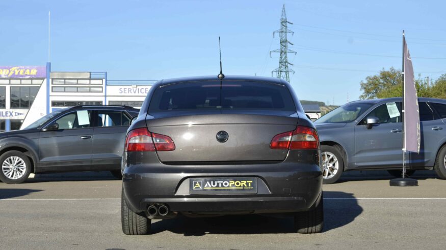 Skoda Superb Elegance 1.8 TSI DSG