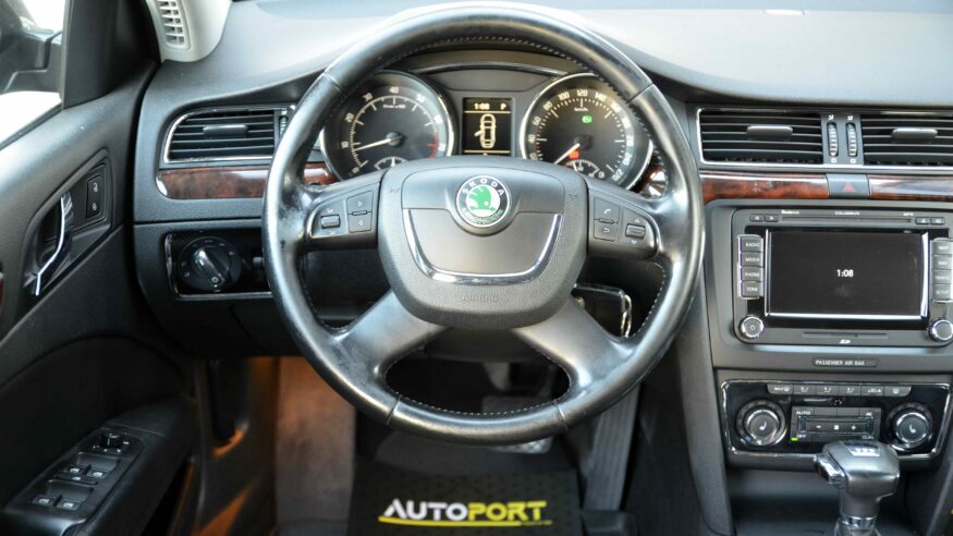 Skoda Superb Elegance 1.8 TSI DSG